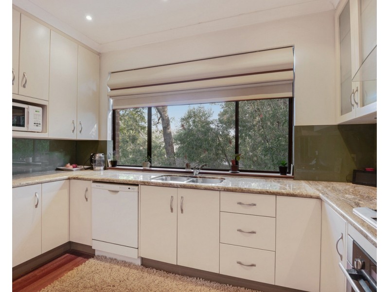 22 Croyden Road, Roleystone WA 6111