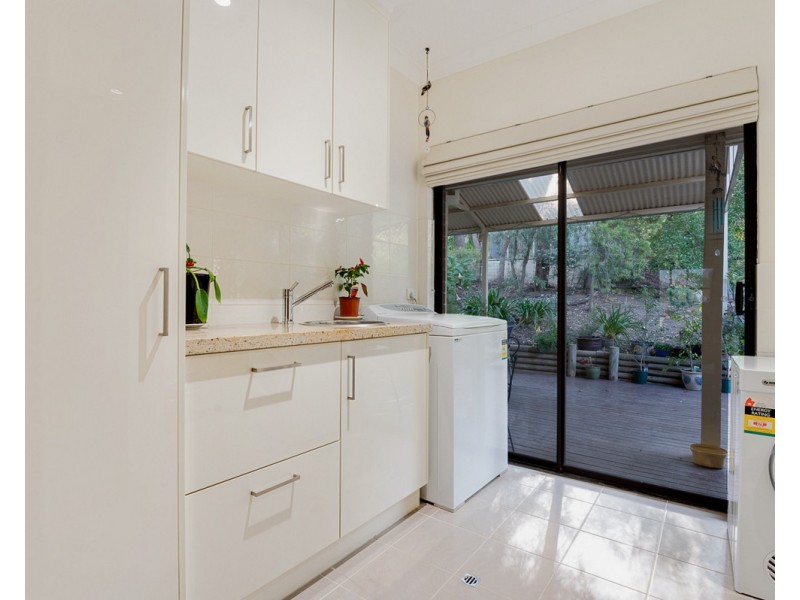 22 Croyden Road, Roleystone WA 6111