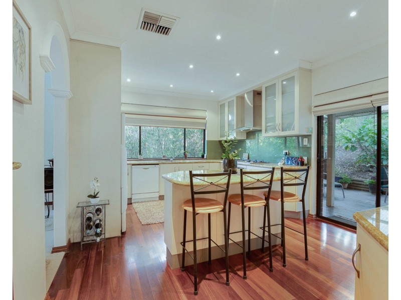 22 Croyden Road, Roleystone WA 6111