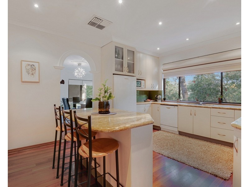 22 Croyden Road, Roleystone WA 6111