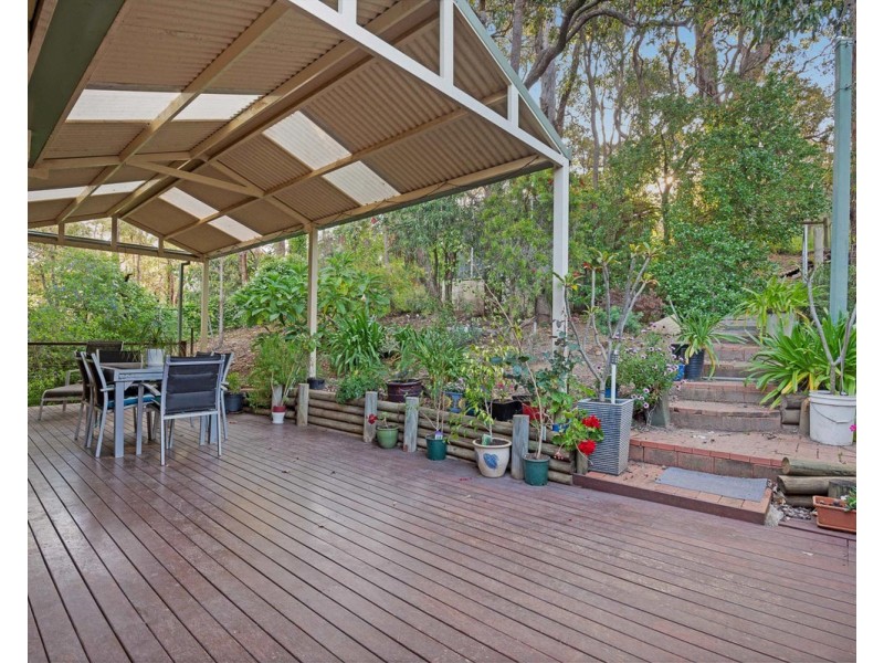 22 Croyden Road, Roleystone WA 6111