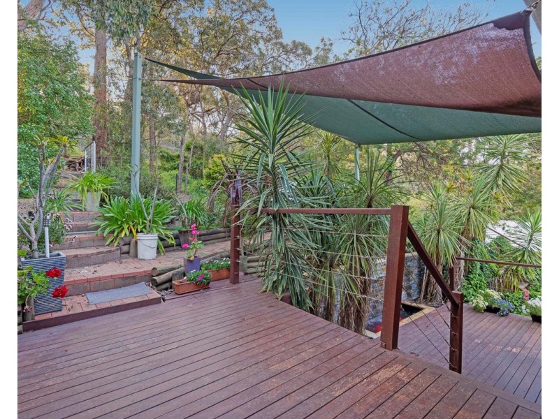 22 Croyden Road, Roleystone WA 6111