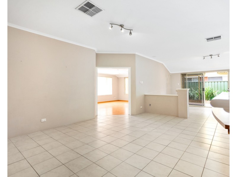 13 Heysen Parade, Southern River WA 6110