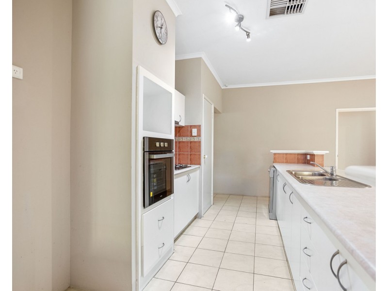 13 Heysen Parade, Southern River WA 6110