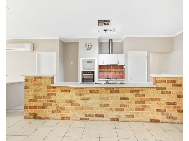 13 Heysen Parade, Southern River WA 6110