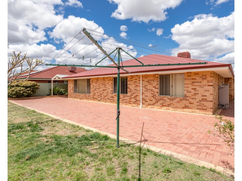 13 Heysen Parade, Southern River WA 6110