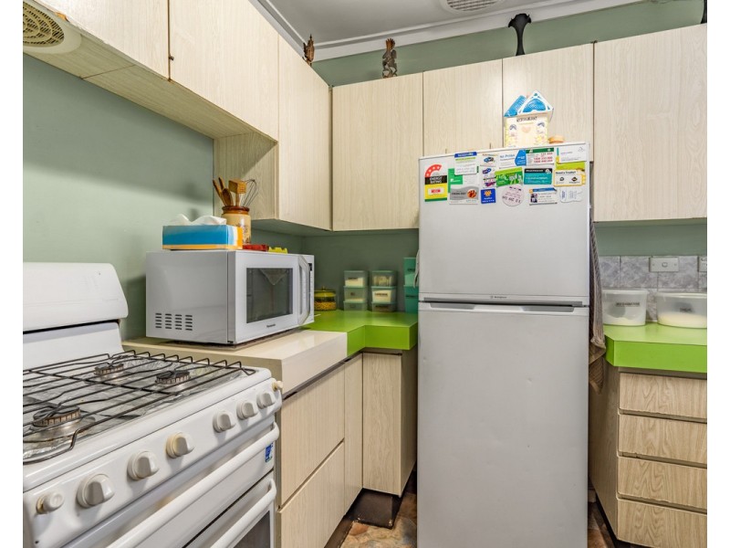 81 Lyrebird Way, Thornlie WA 6108