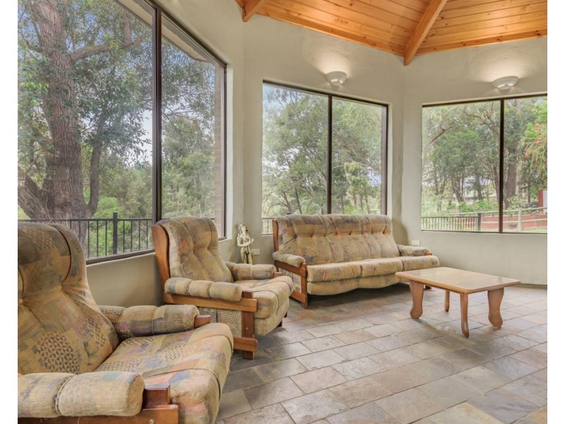 444 Canns Road, Bedfordale WA 6112