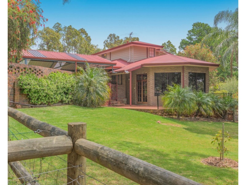 444 Canns Road, Bedfordale WA 6112