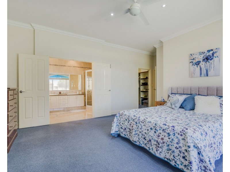 27 Lexington Avenue, Canning Vale WA 6155