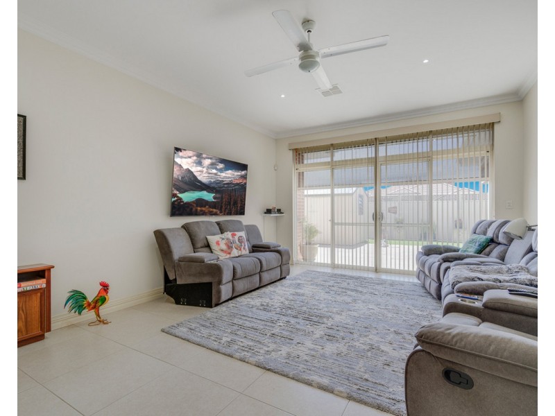 27 Lexington Avenue, Canning Vale WA 6155