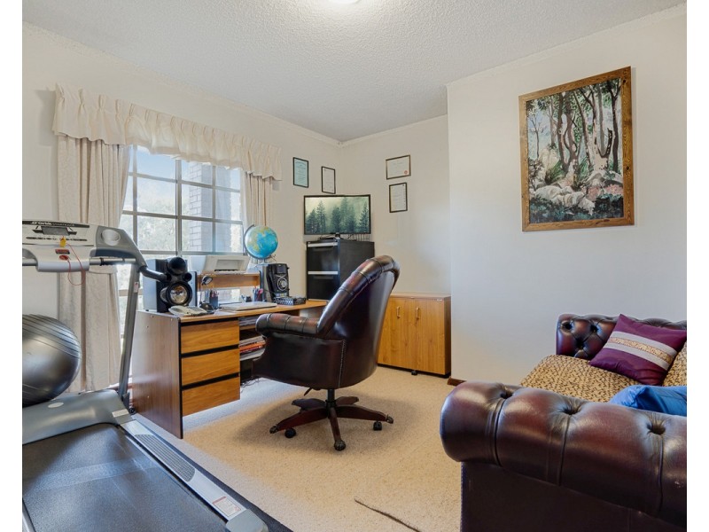 3 Chipper Close, Bedfordale WA 6112