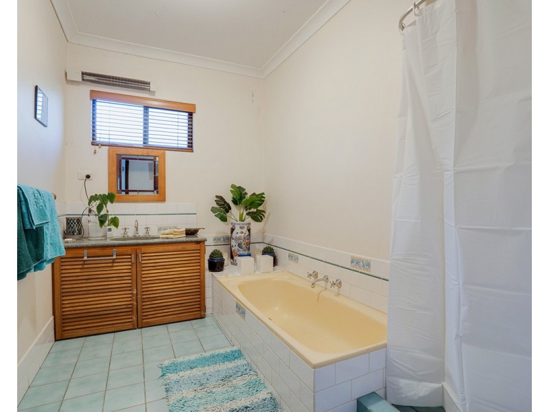 3 Chipper Close, Bedfordale WA 6112