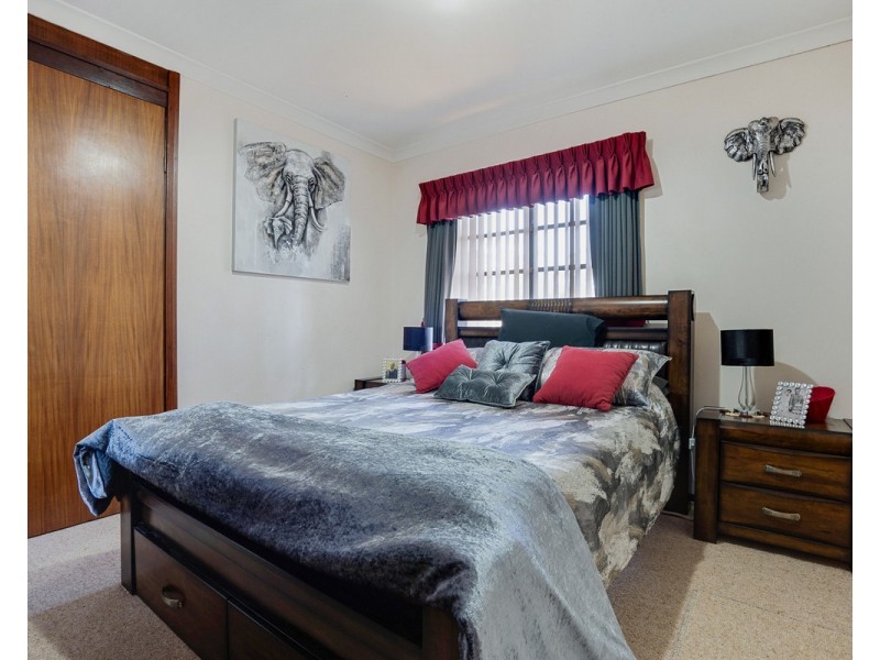 3 Chipper Close, Bedfordale WA 6112