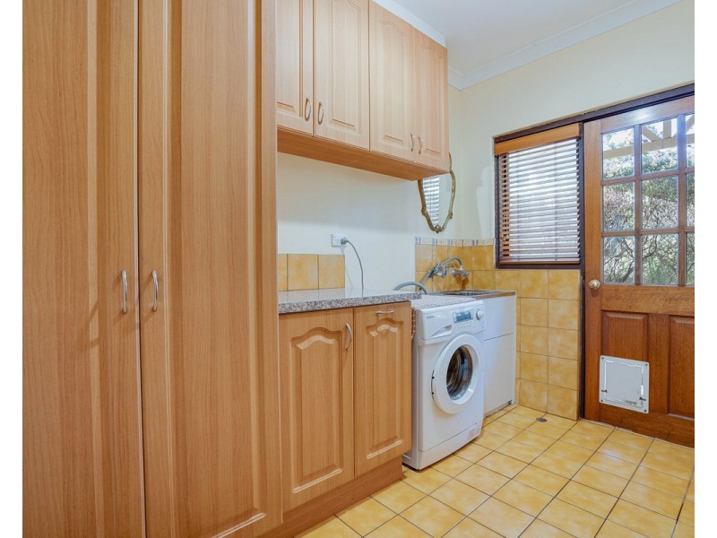 3 Chipper Close, Bedfordale WA 6112