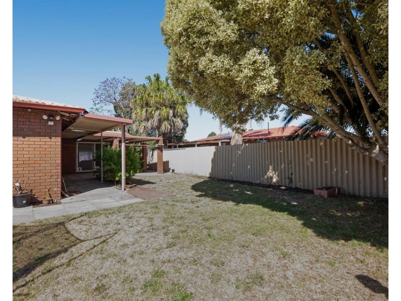 20 Burrowa Street, Armadale WA 6112