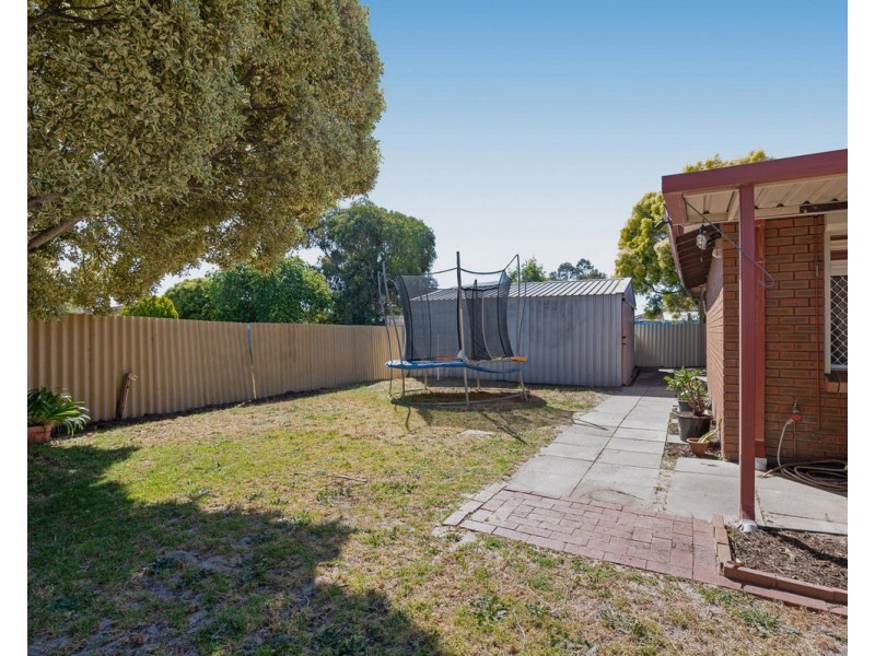 20 Burrowa Street, Armadale WA 6112