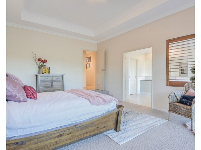 9 Henty Lookout, Roleystone WA 6111