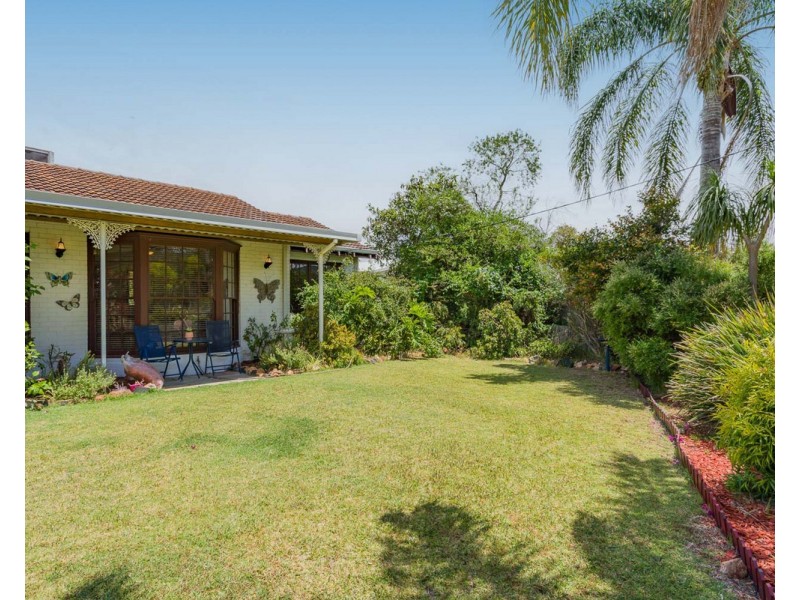 11 Mahara Road, Kelmscott WA 6111