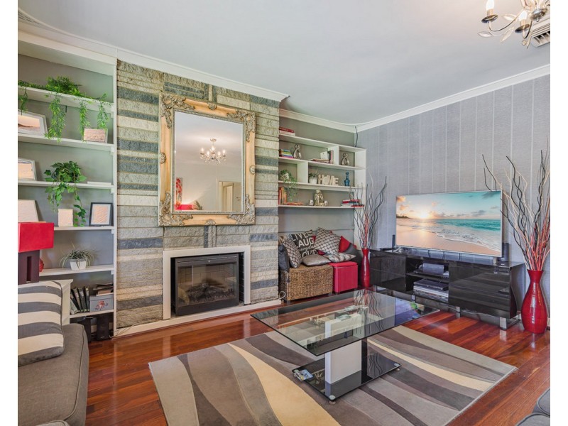 11 Mahara Road, Kelmscott WA 6111