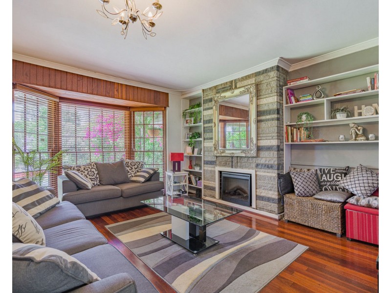 11 Mahara Road, Kelmscott WA 6111