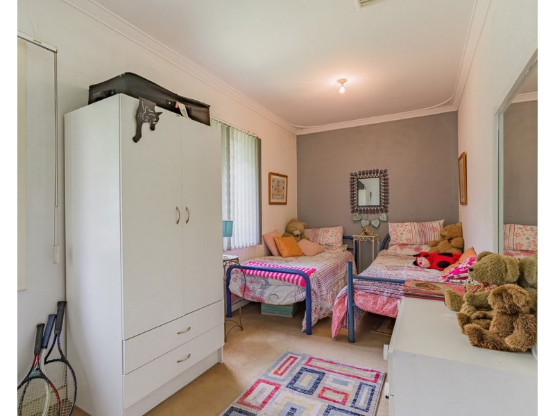 11 Mahara Road, Kelmscott WA 6111