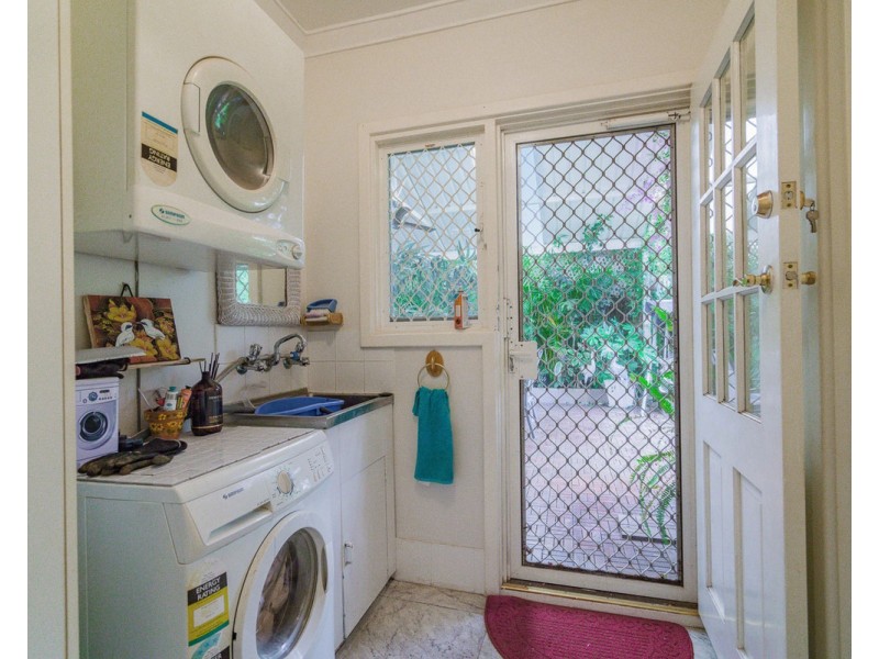 11 Mahara Road, Kelmscott WA 6111