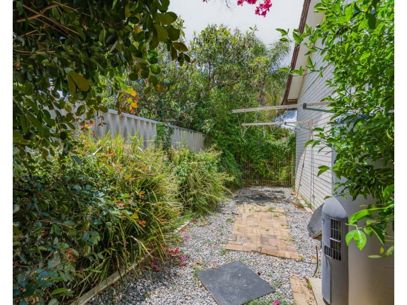 11 Mahara Road, Kelmscott WA 6111