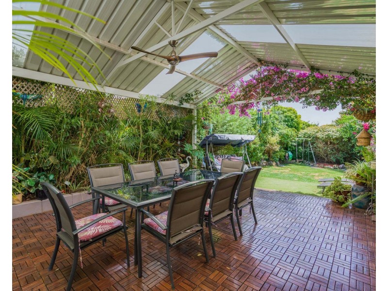 11 Mahara Road, Kelmscott WA 6111