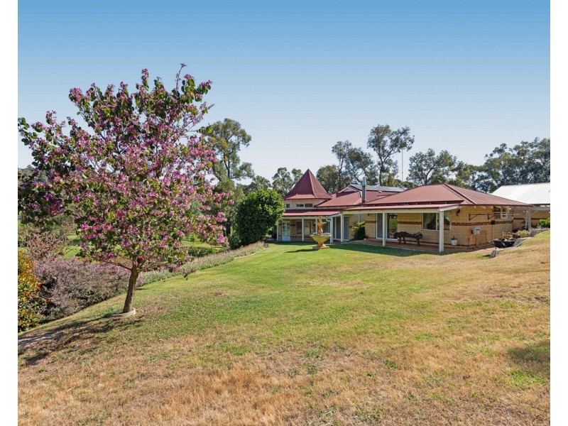 292 Albany Highway, Bedfordale WA 6112