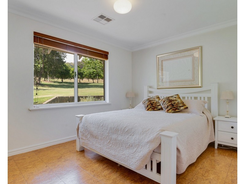 292 Albany Highway, Bedfordale WA 6112