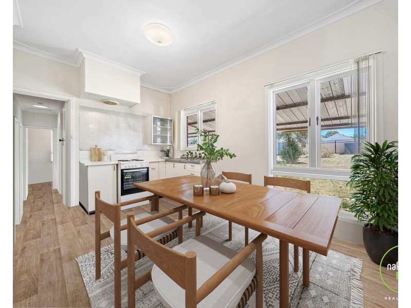 306 Wharf Street, Queens Park WA 6107