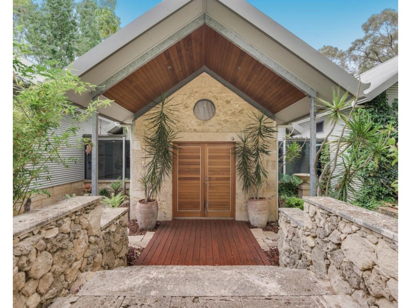 922 Eighty Road, Baldivis WA 6171