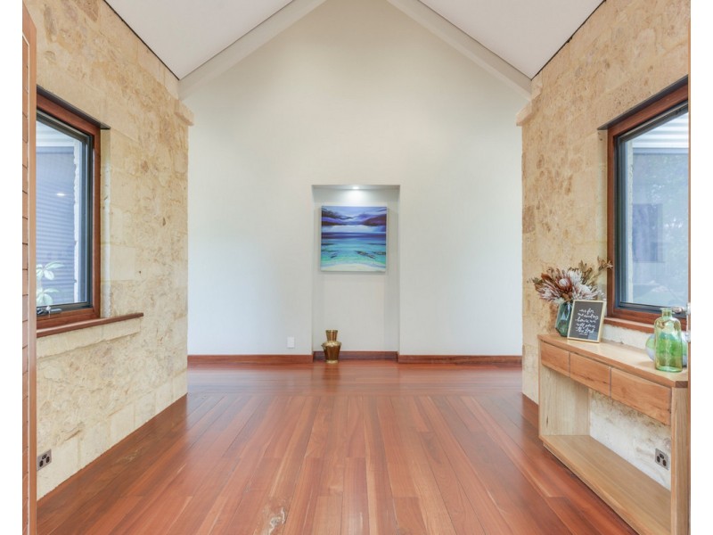 922 Eighty Road, Baldivis WA 6171