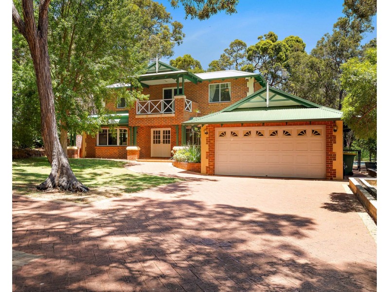 1 Sophia Grove, Roleystone WA 6111