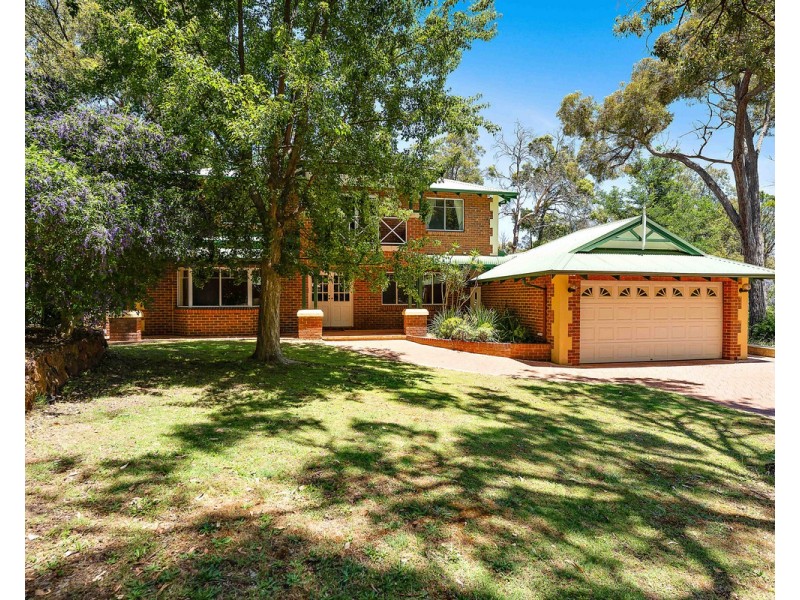 1 Sophia Grove, Roleystone WA 6111