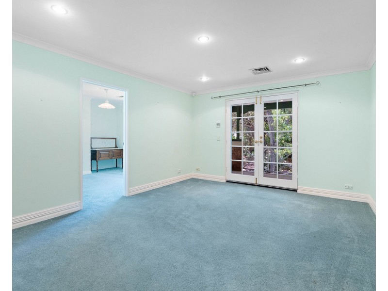 1 Sophia Grove, Roleystone WA 6111