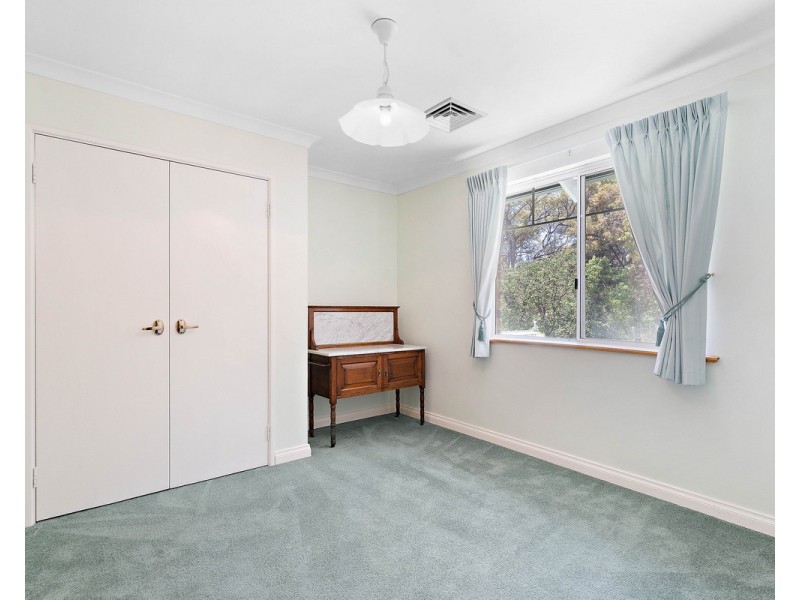 1 Sophia Grove, Roleystone WA 6111