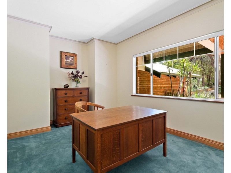 1 Sophia Grove, Roleystone WA 6111