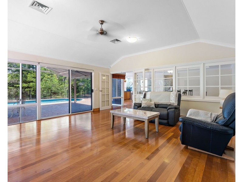 1 Sophia Grove, Roleystone WA 6111