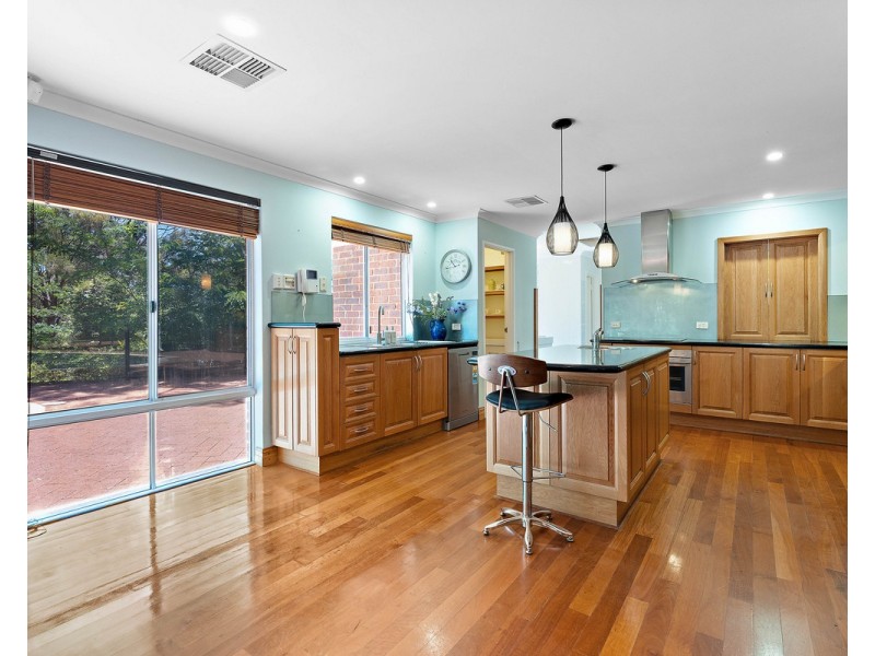 1 Sophia Grove, Roleystone WA 6111