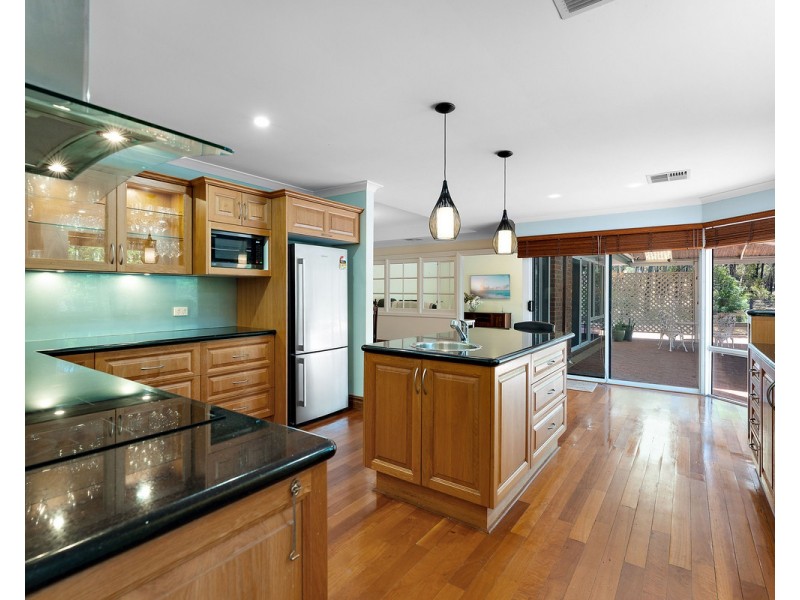 1 Sophia Grove, Roleystone WA 6111