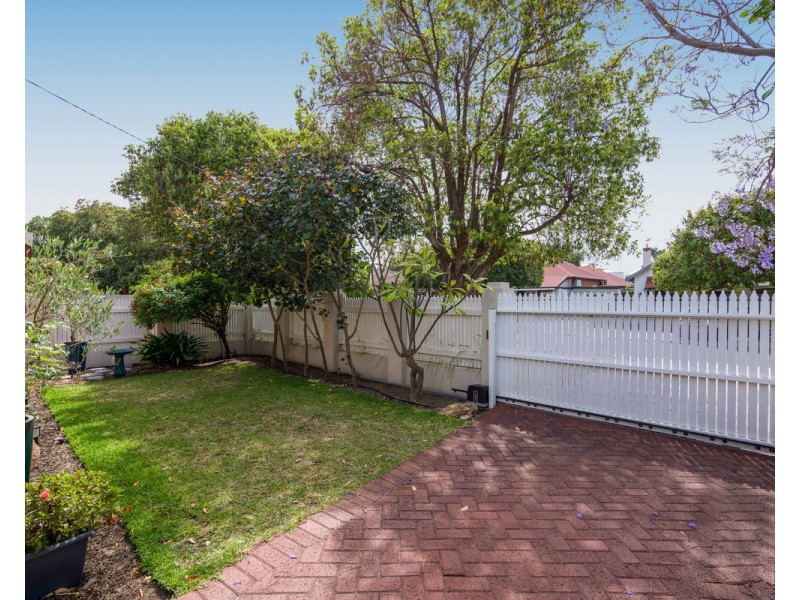 56 Campbell Street, Kensington WA 6151