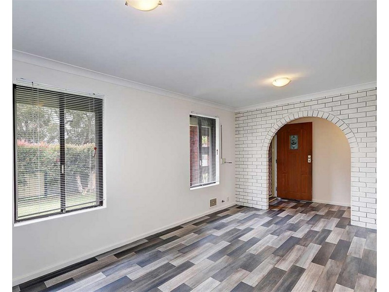 189 Cammillo Road, Kelmscott WA 6111