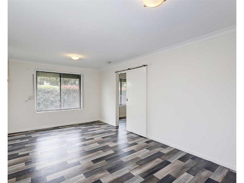 189 Cammillo Road, Kelmscott WA 6111