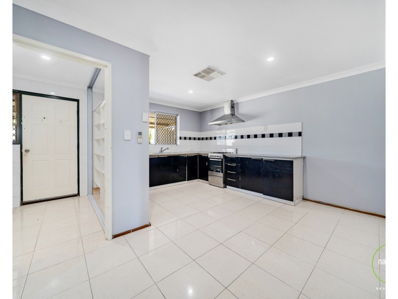 14A Young Street, Gosnells WA 6110