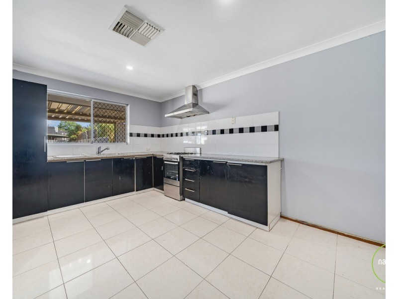 14A Young Street, Gosnells WA 6110