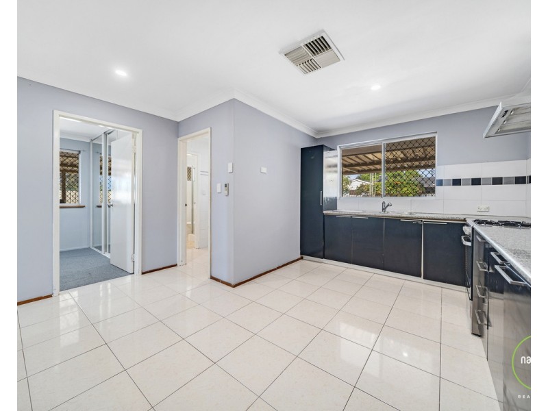 14A Young Street, Gosnells WA 6110