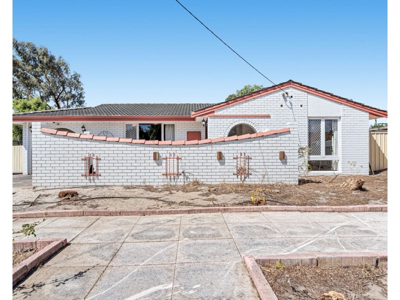 6 Chamberlain Way, Armadale WA 6112