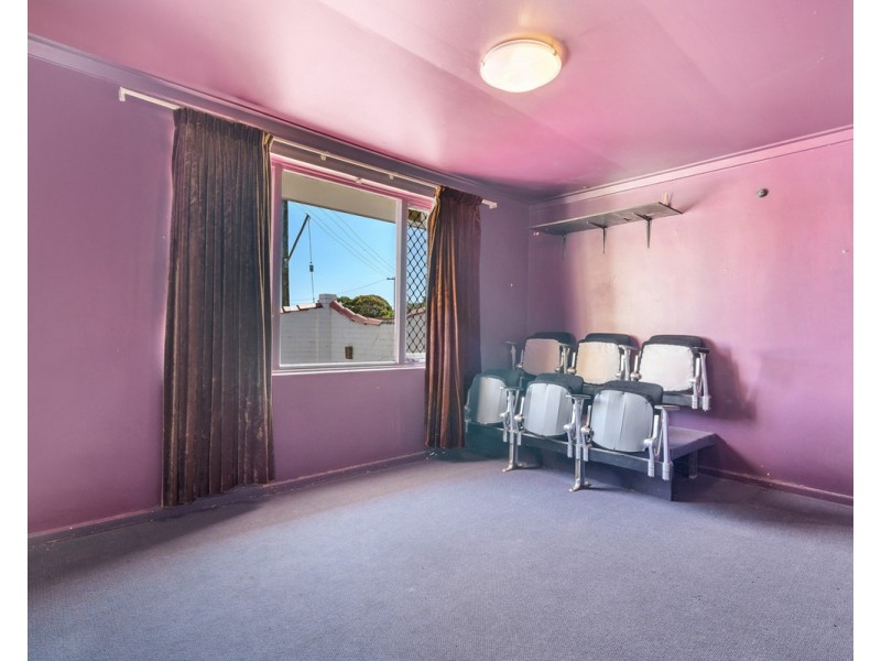 6 Chamberlain Way, Armadale WA 6112